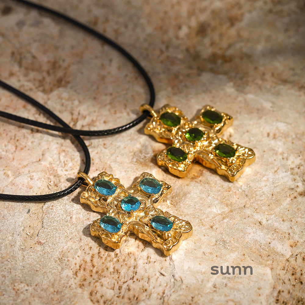 Myrah Paved Star Necklace