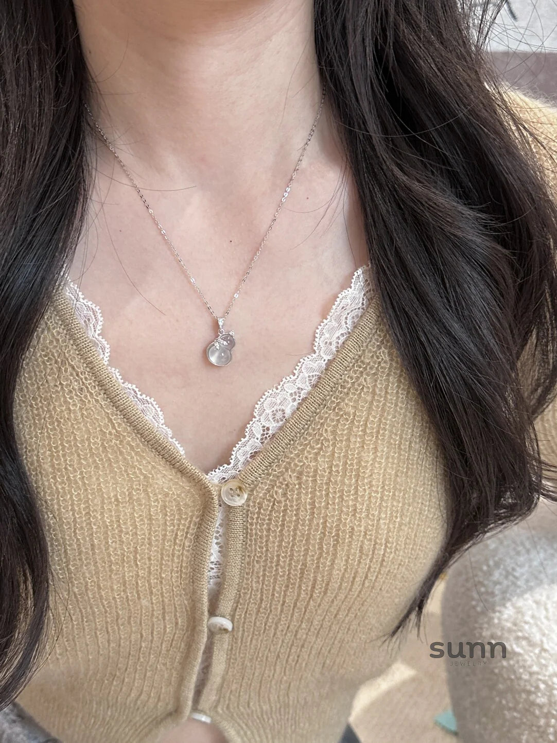 Nadia Chalcedony Gourd Necklace