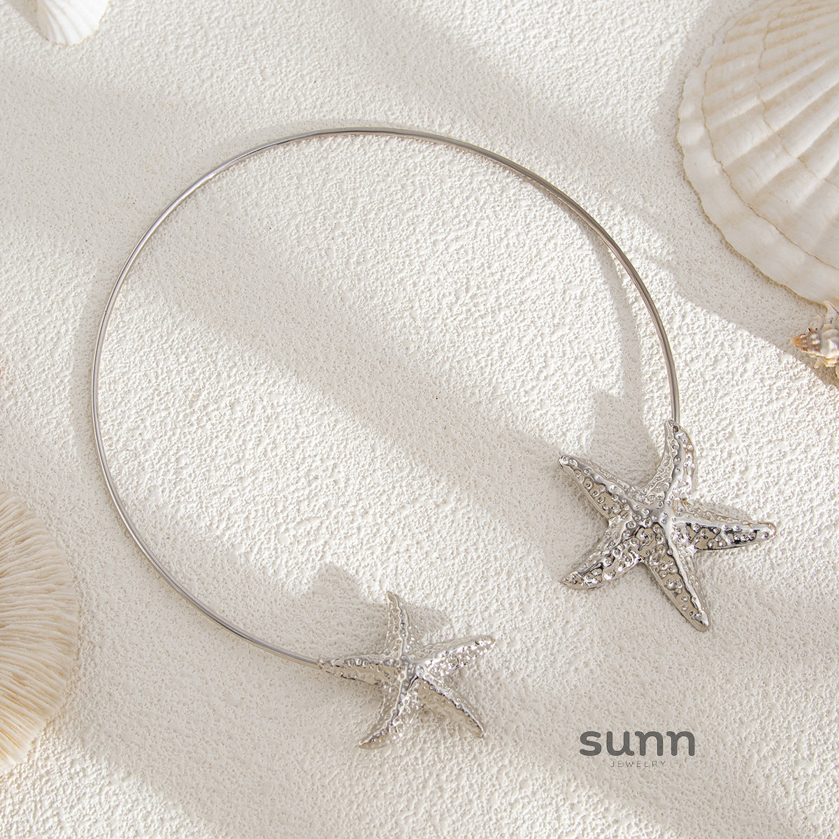 Naevia Bloom Starfish Choker [6H37KN73]