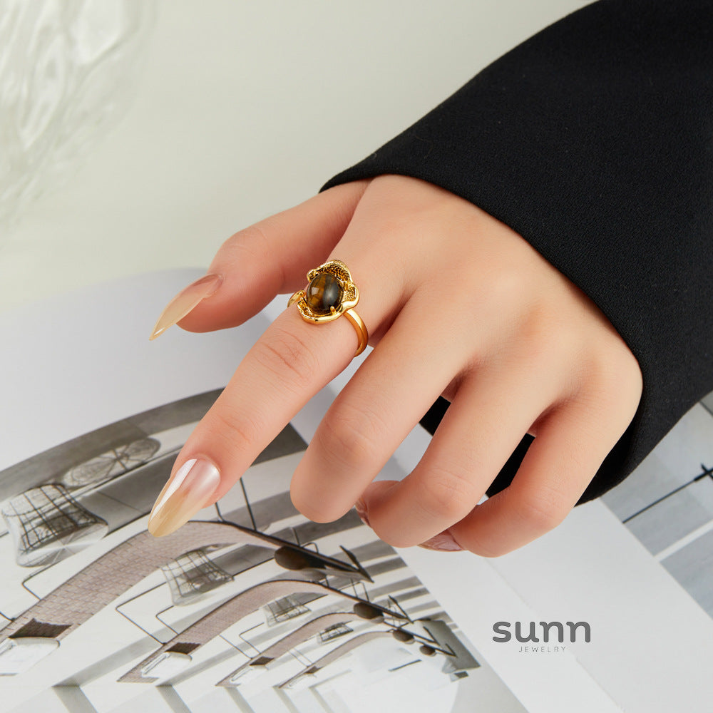 Naia Tiger Eye Open Ring [UTG3VJ68]