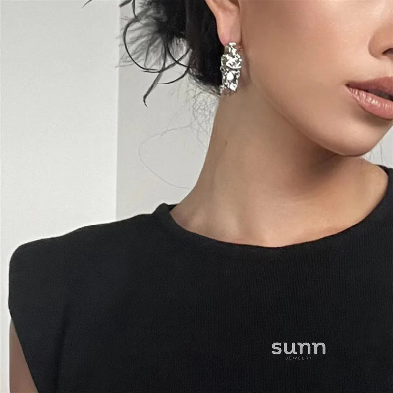 Naiara Lava Statement Hoops