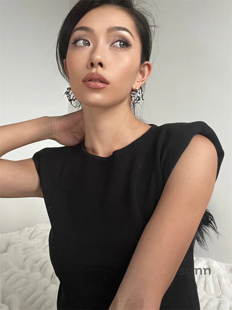 Naiara Lava Statement Hoops