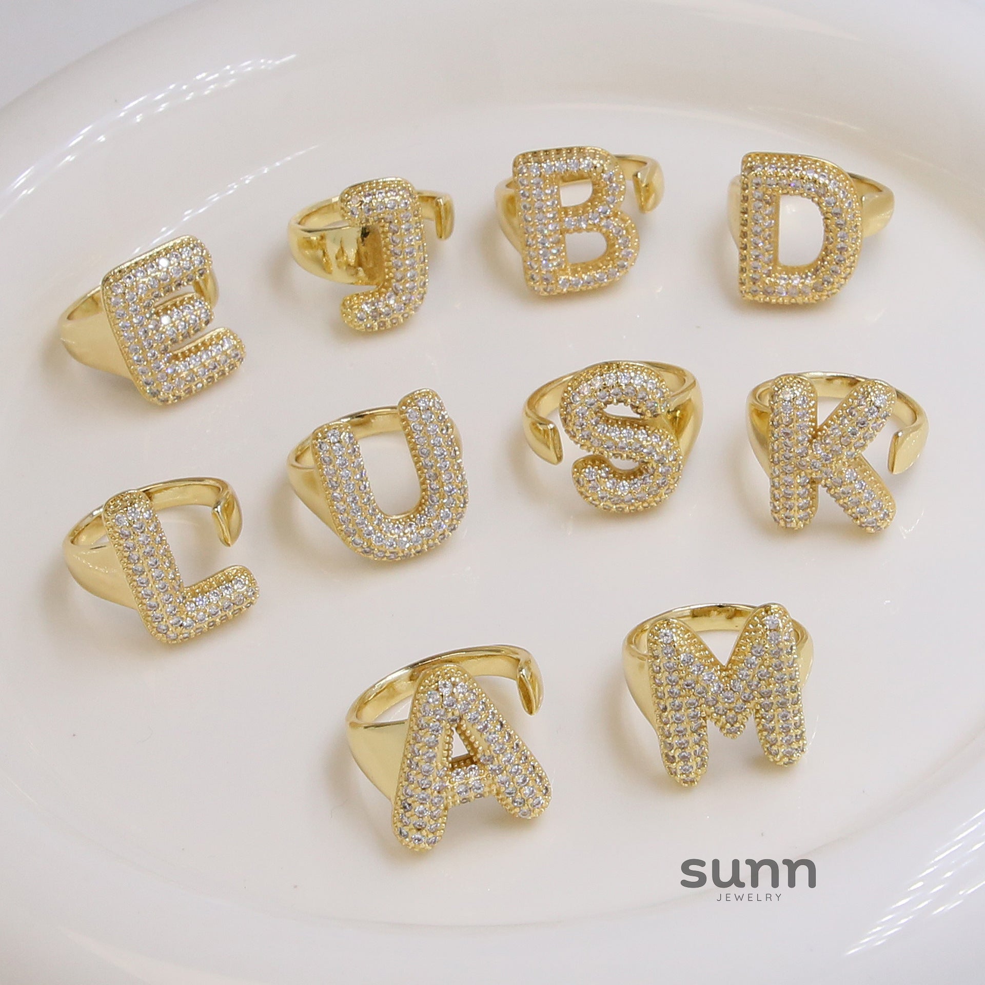 Naidelyn Gold Zircon Letter Ring [FMV3Q939]