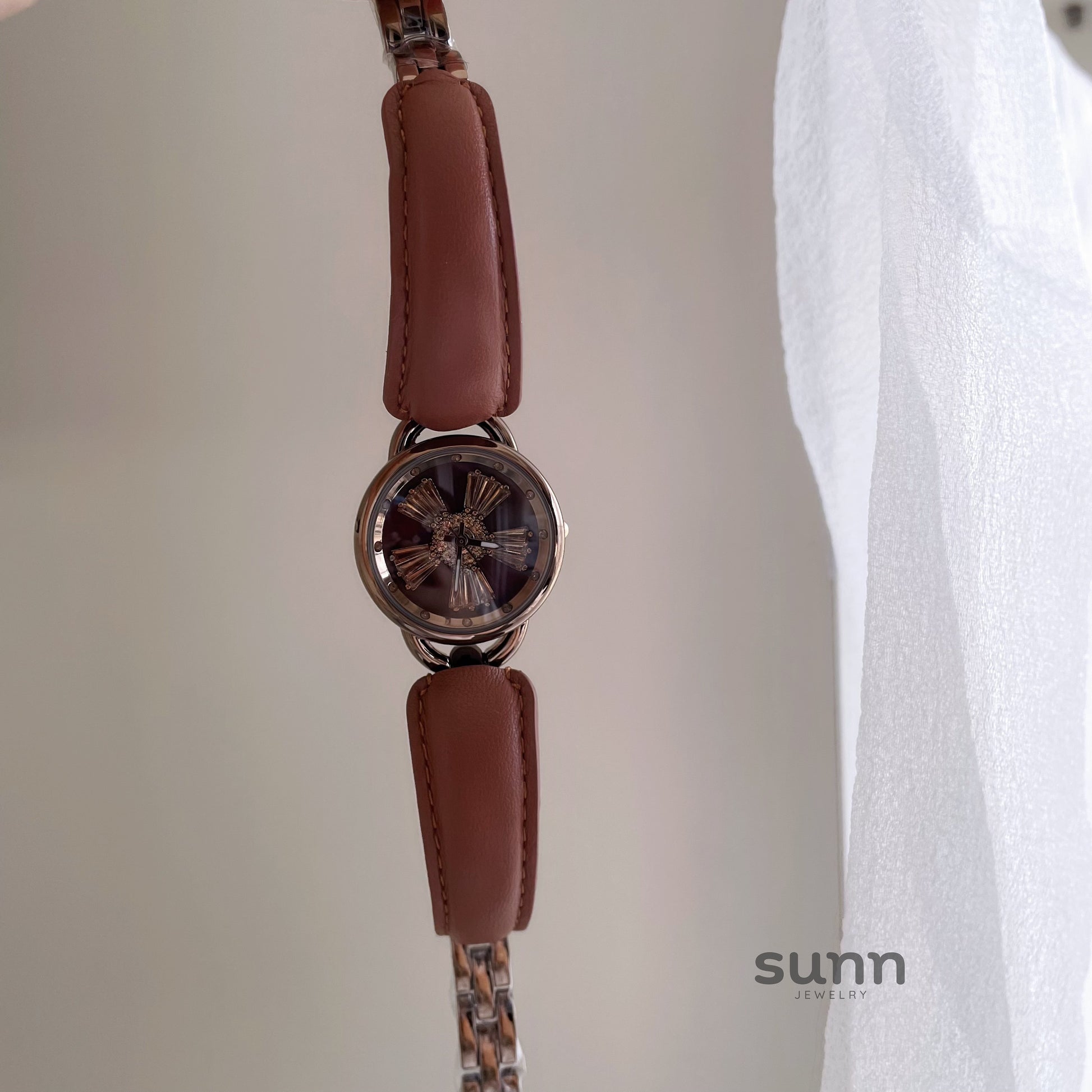 Nailah Delicate Bracelet Watch [V7FYUG7R]
