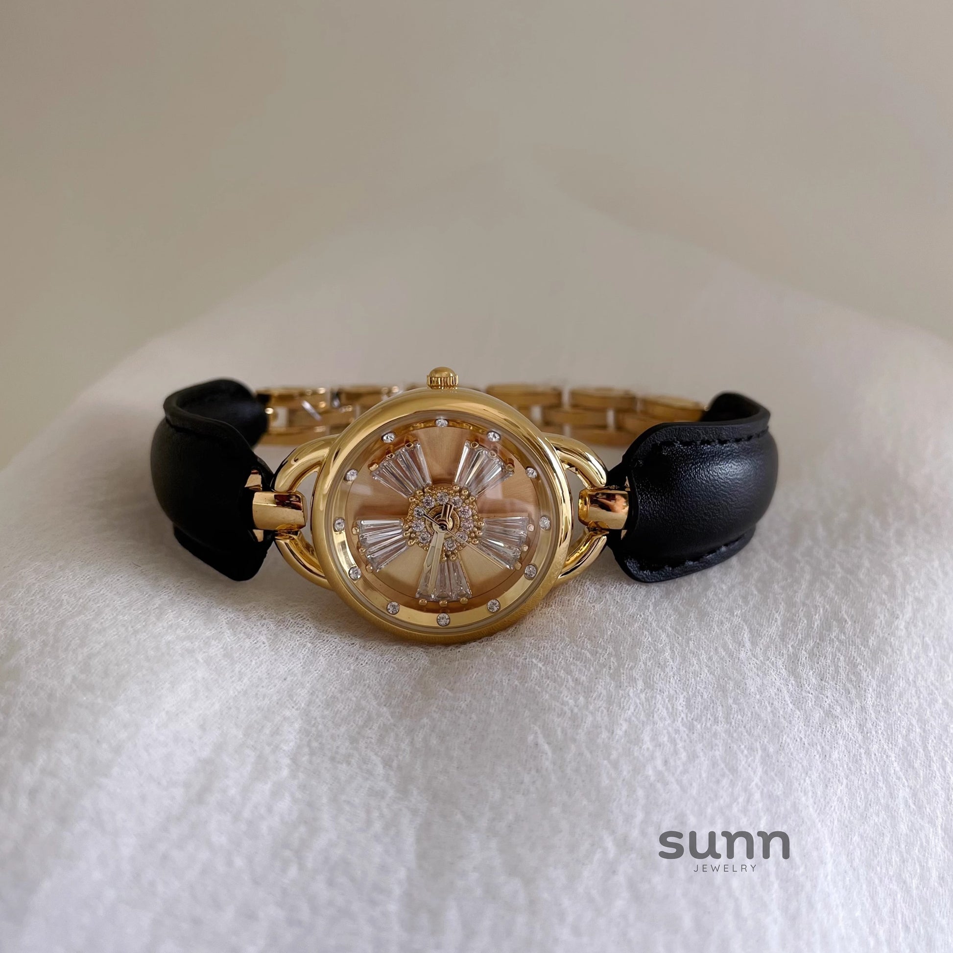 Nailah Delicate Bracelet Watch [NH6KOXTU]