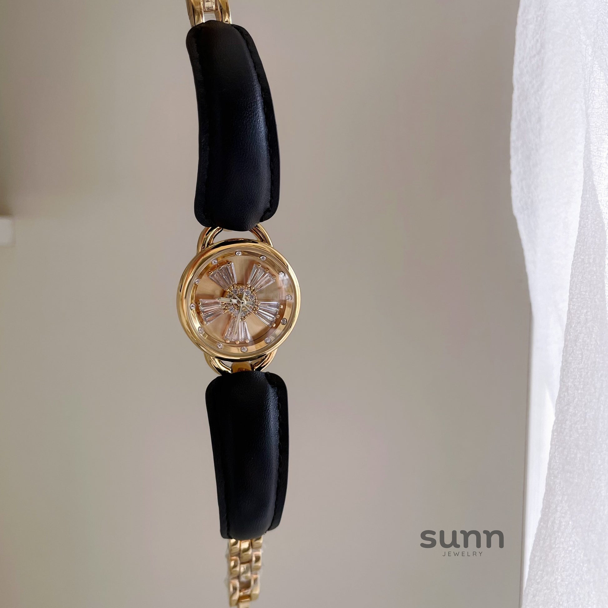 Nailah Delicate Bracelet Watch [JFLUFSLE]