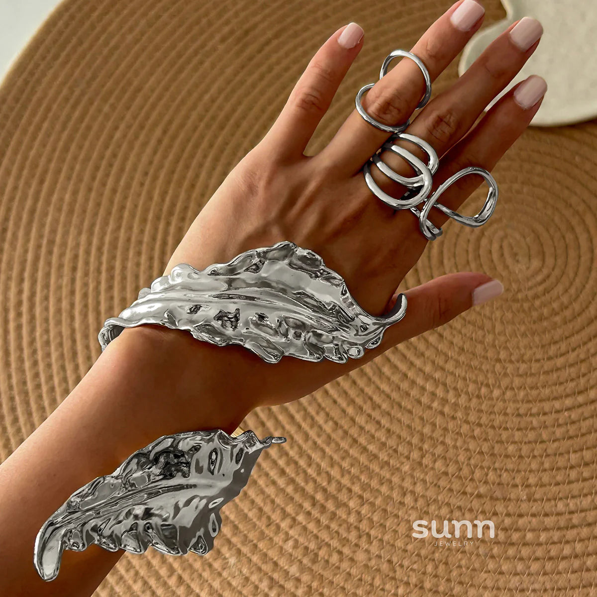 Naiomi Irregular Leaf Cuff