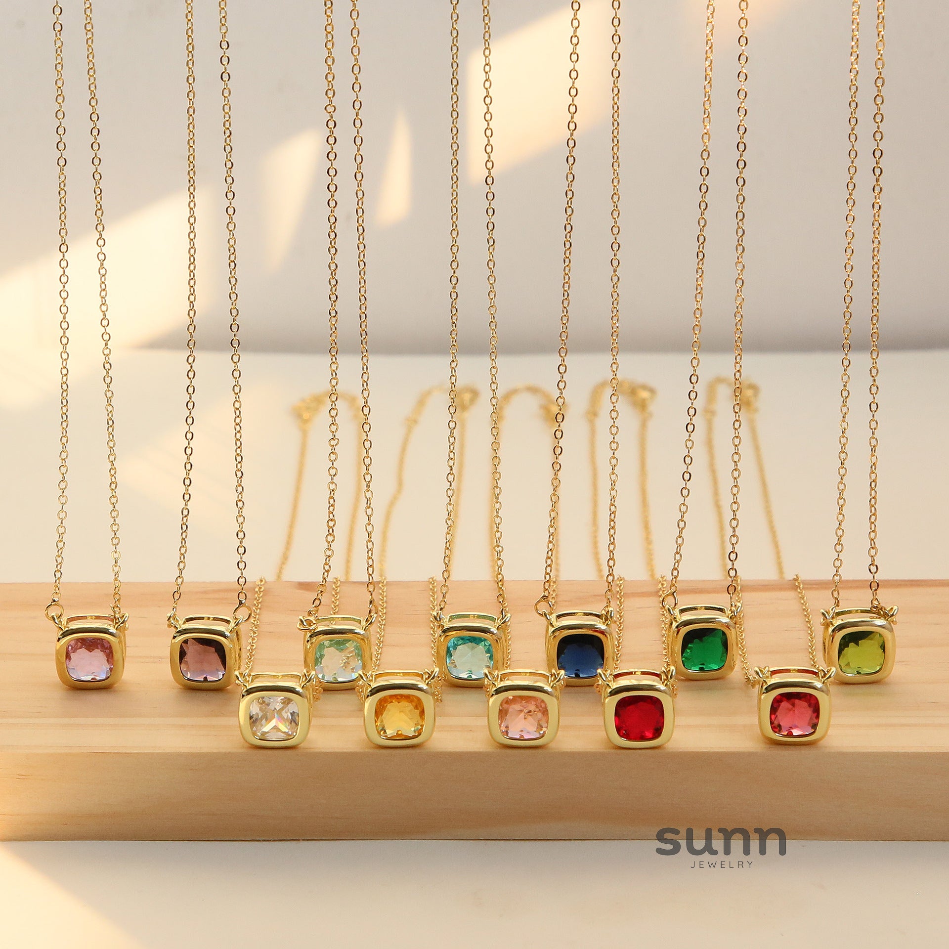 Nairobi Geometric Birthstone Necklace [9LN4TTCP]