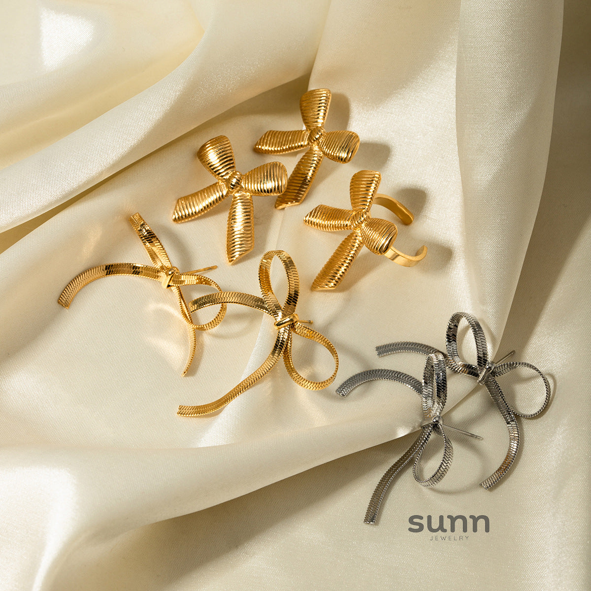 Naisha Dainty Bowknot Hoops [TKPC678Y]