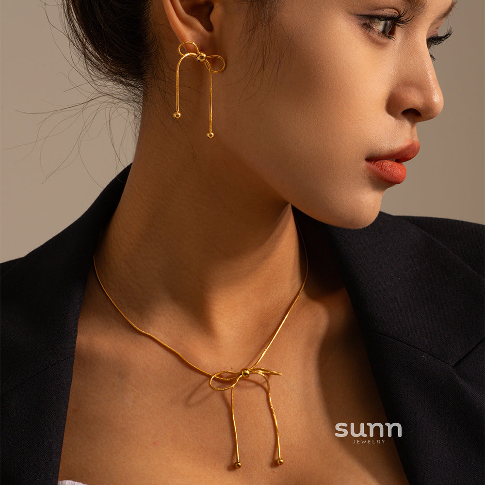 Naisha Dainty Bowknot Hoops [LIXGHXUE]