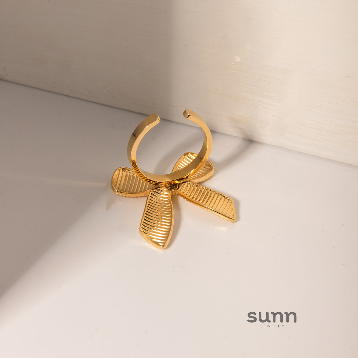 Naisha Dainty Bowknot Hoops [AFD1SMUJ]