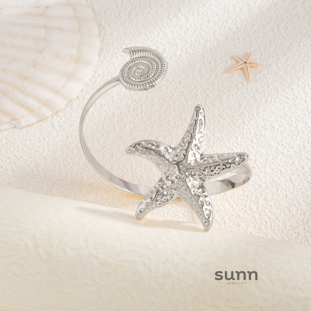 Nariyah Starfish Conch Arm Cuff [IJQAUBG4]