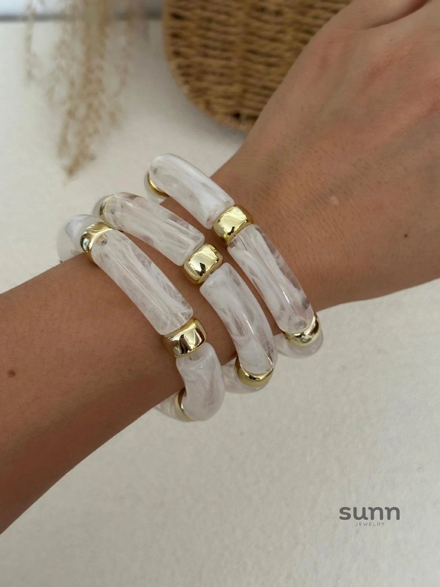 Nashly Abstract Resin Bangle