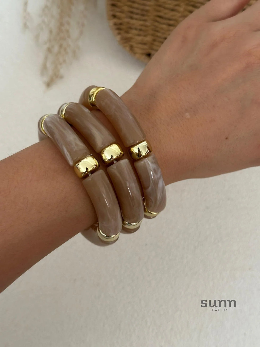 Nashly Abstract Resin Bangle