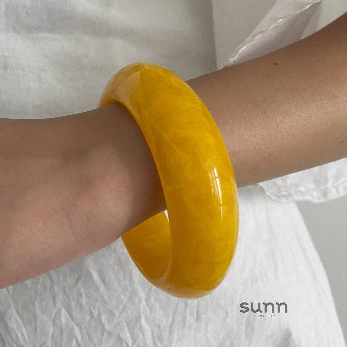 Nasra Marbled Resin Bangle [ANKW9ALK]