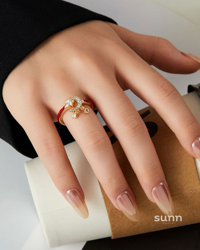 Natalee Red Rope Star Moon Ring [4DQ8RCDW]