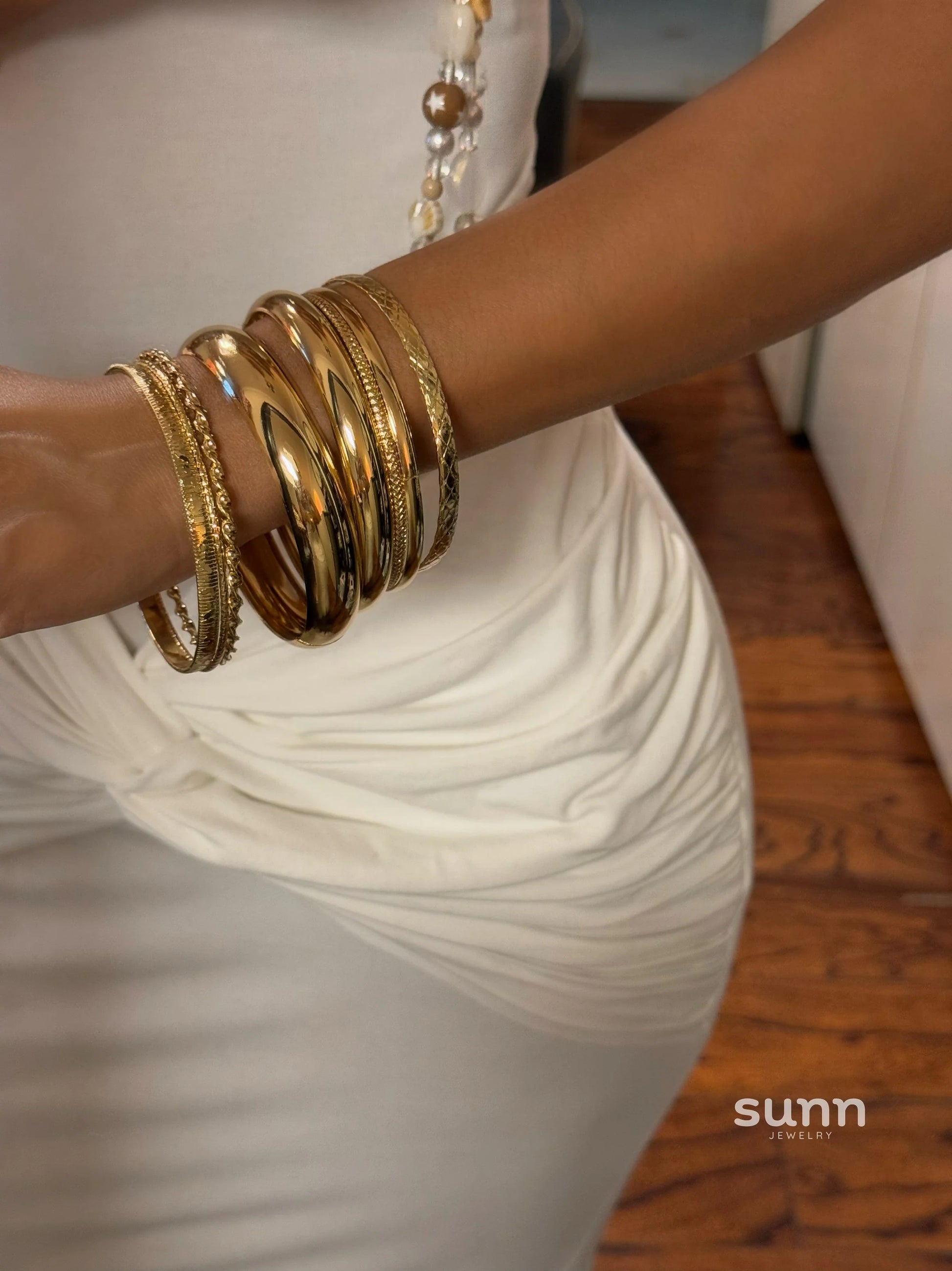 Natalee Sculptural Bangle Set
