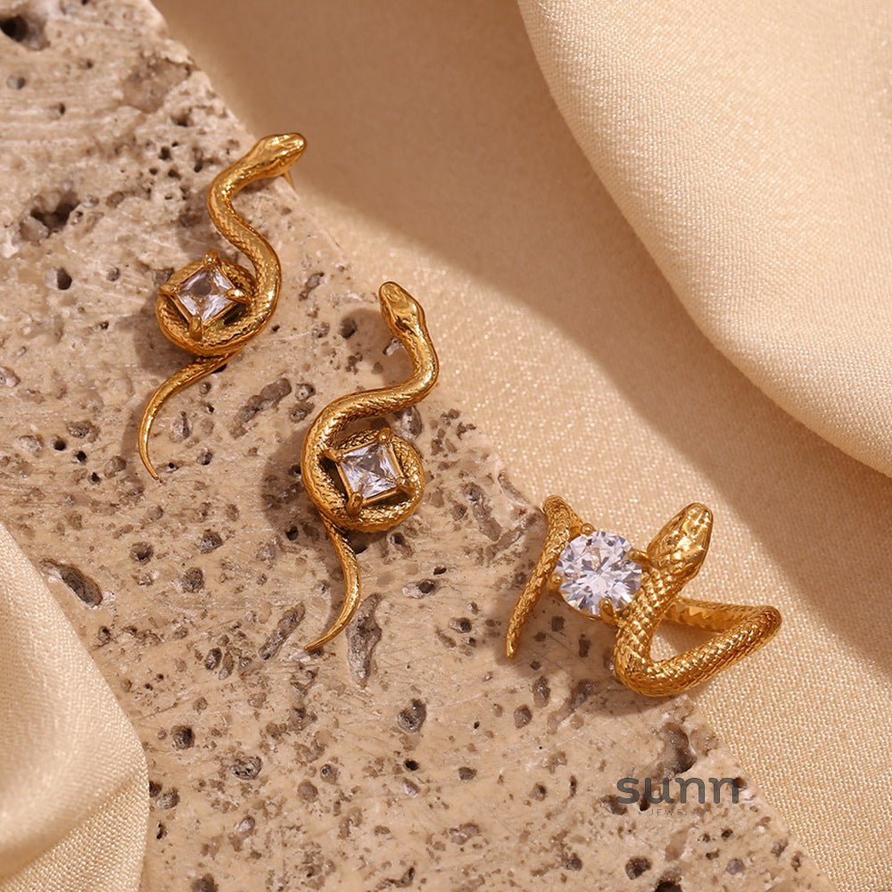 Natania Gold Serpent Zircon Earrings [D76BM8XN]
