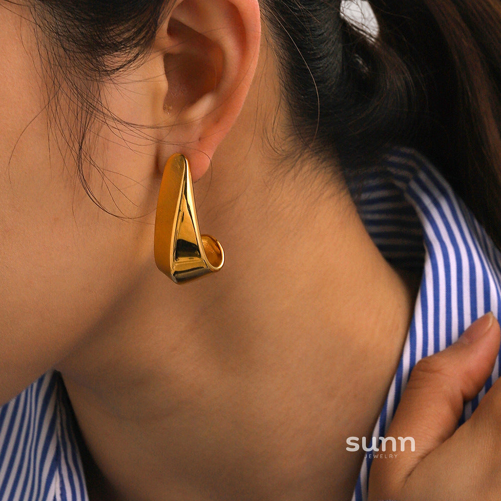 Nathaly Geometric Hoop Earrings [LNBT1U6H]