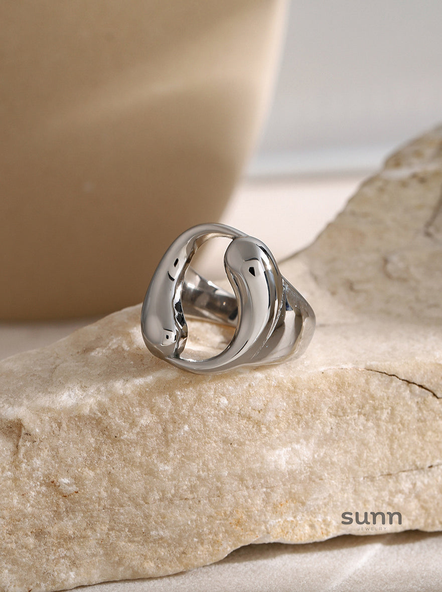 Nautica Gold Waterdrop Ring [36ZE9GW6]