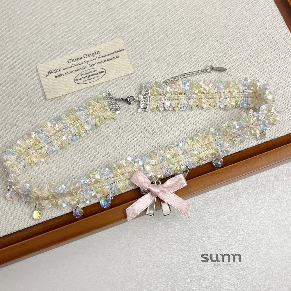 Navaeh Lace Plush Bow Choker [T2SMUP71]