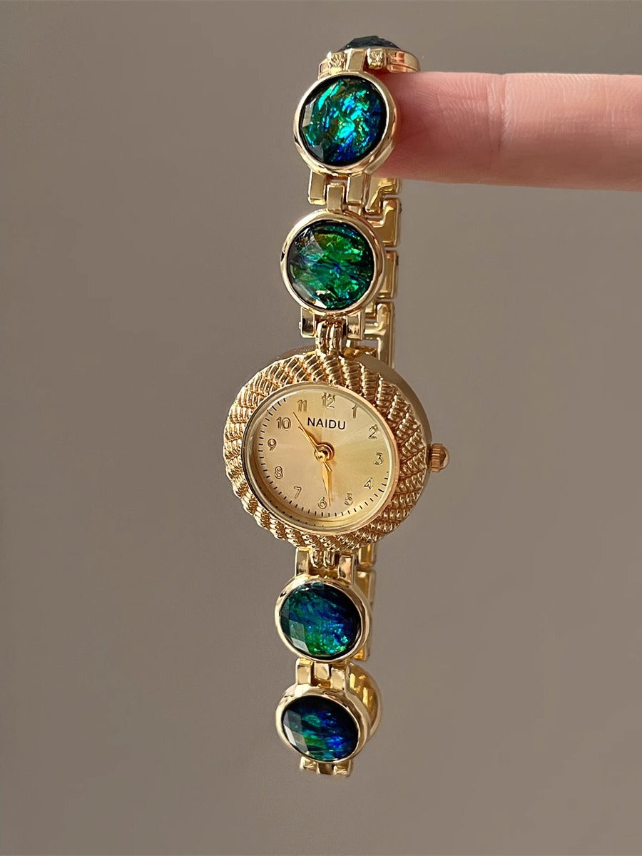 Nayeli Peacock Cat-Eye Watch [JF7FXPZ7]