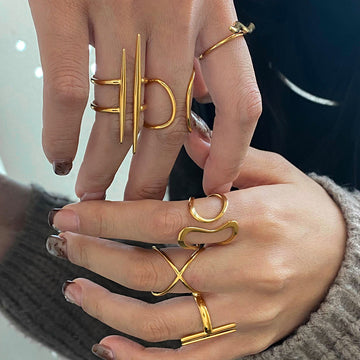 Nayelis Asymmetrical Open Ring [Y6NMS8W6]