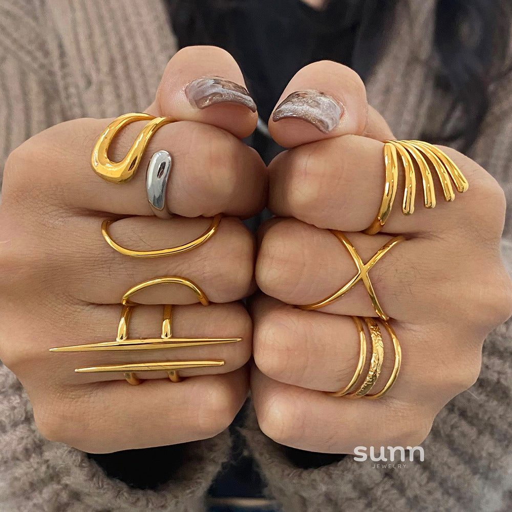 Nayelis Asymmetrical Open Ring [Y6NMS8W6]