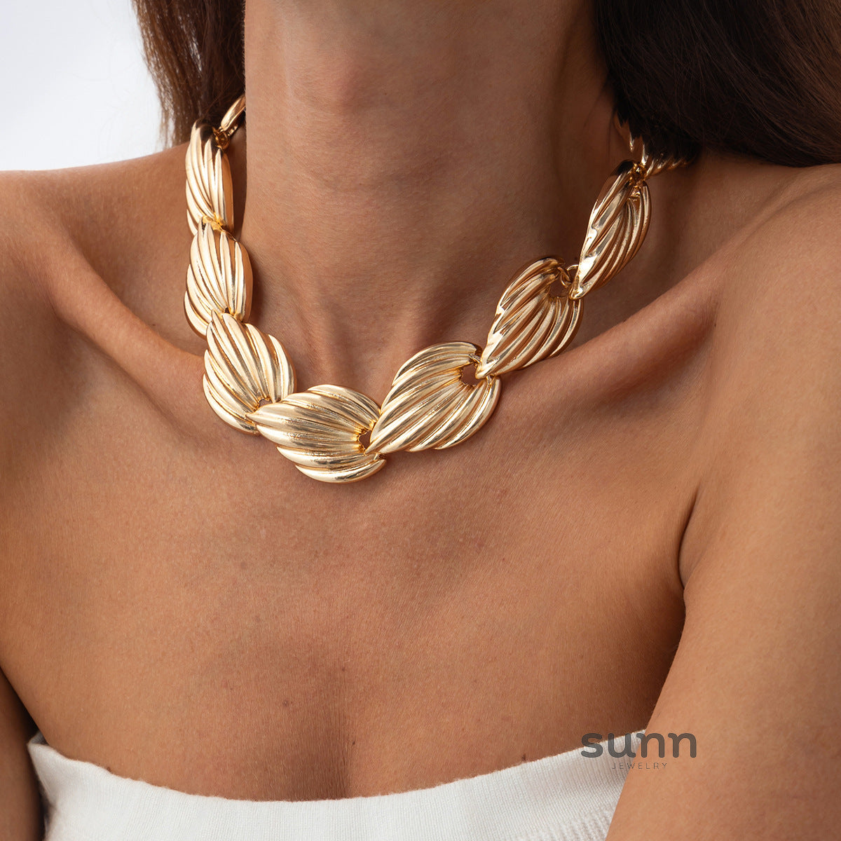 Nayely Fan Shell Necklace [JMYKBW8W]