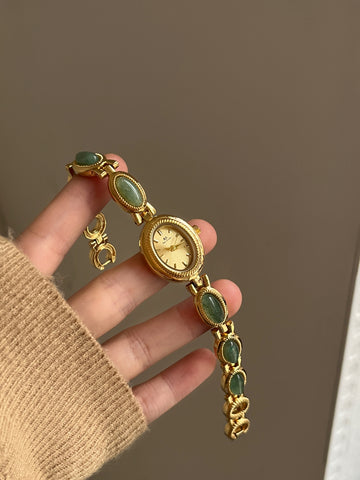 Nayomi Oval Jade Watch [LV2AV6S2]