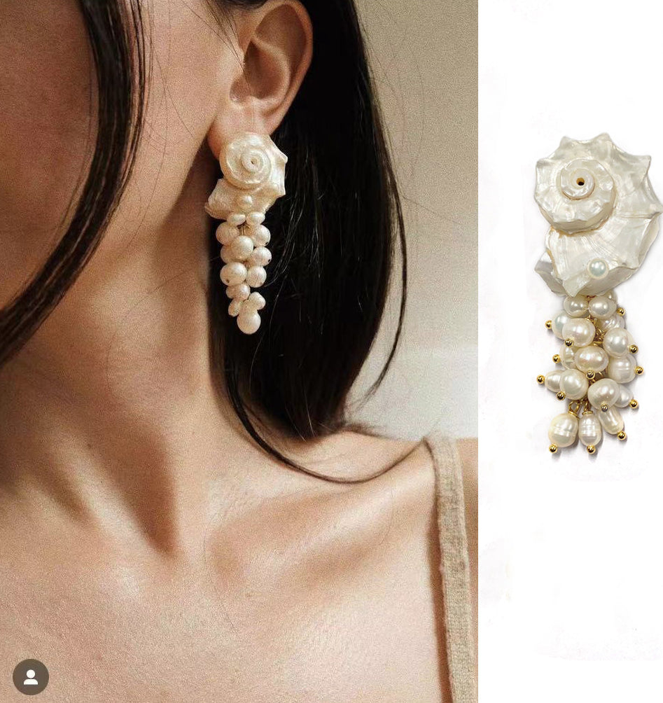 Nechama Pearl Shell Drop Earrings [9ARNEOTN]