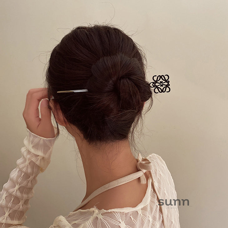 Nechama Sleek Metal Hairpin [D7P6UG5G]