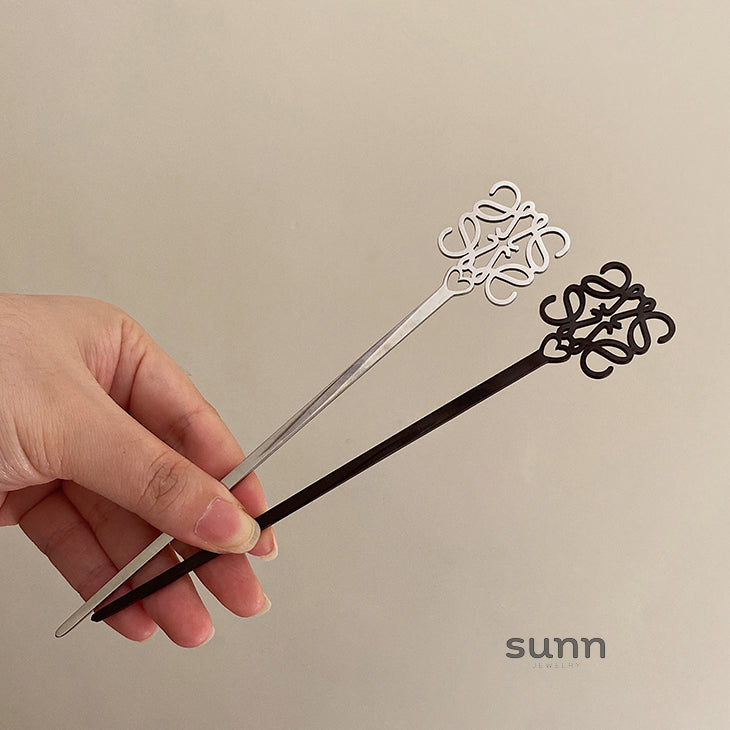 Nechama Sleek Metal Hairpin [RTS5FCD9]