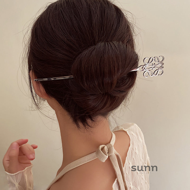 Nechama Sleek Metal Hairpin [FCUV7H5Q]