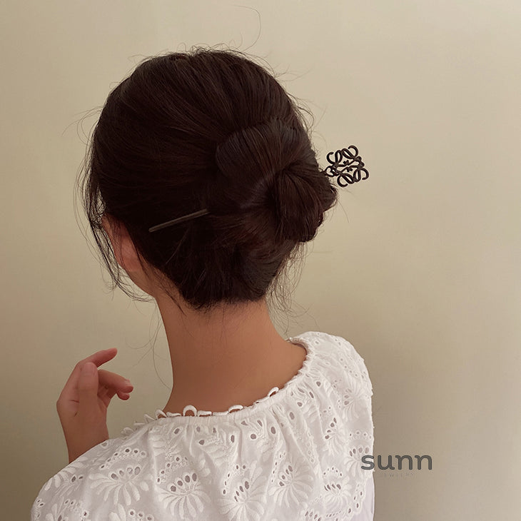 Nechama Sleek Metal Hairpin [RIB783JT]