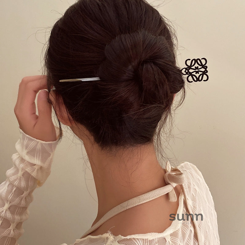 Nechama Sleek Metal Hairpin [JGPKFLOH]