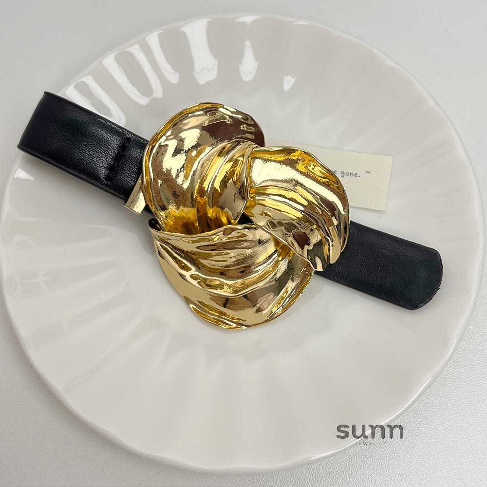 Neema Floral Cut-Out Cuff Bracelet [YQHMGM4Q]