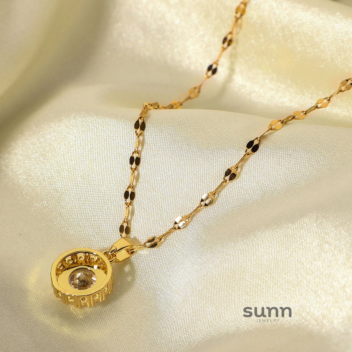 Neena Bezel Zircon Necklace