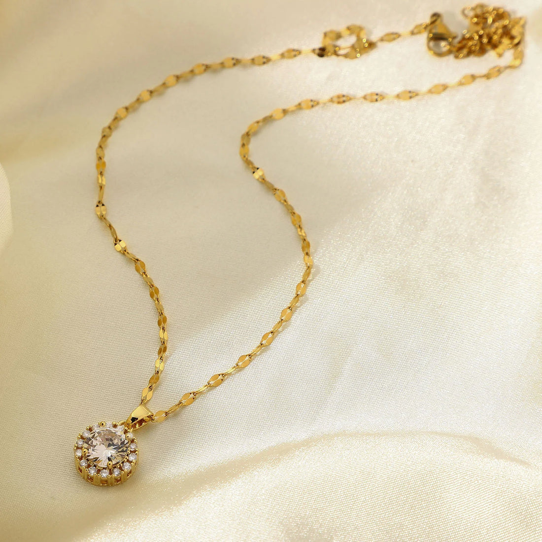 Neena Bezel Zircon Necklace