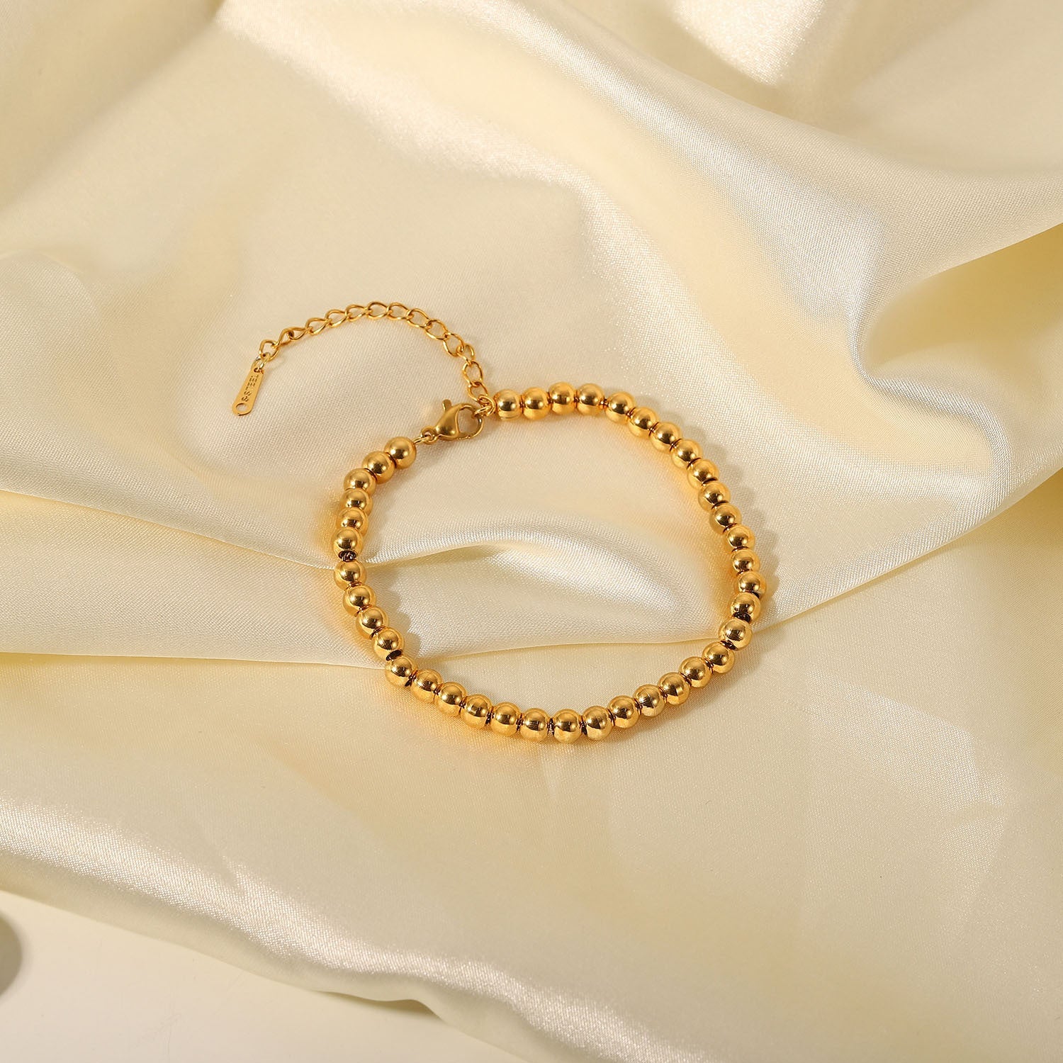 Neha Gold Chain Bracelet