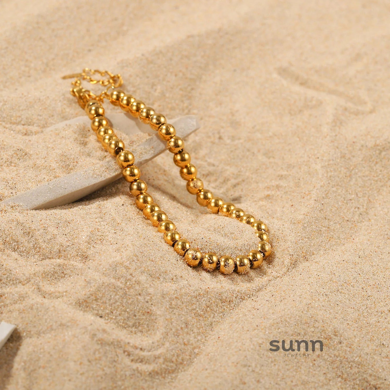 Neha Gold Chain Bracelet