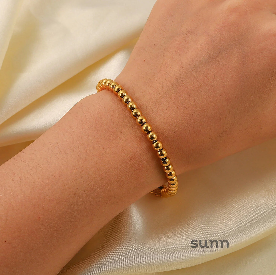 Neha Gold Chain Bracelet
