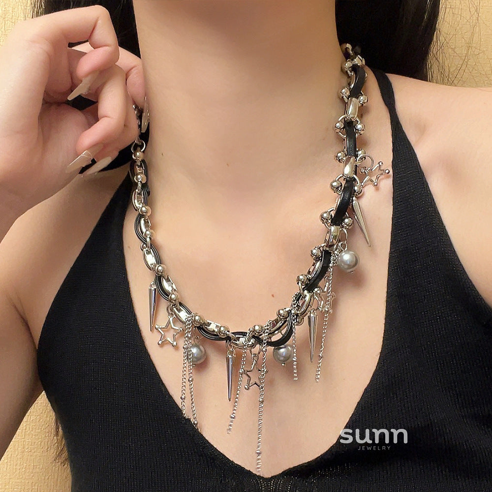 Neriah Layered Rivet Choker [RVJ7OSK6]