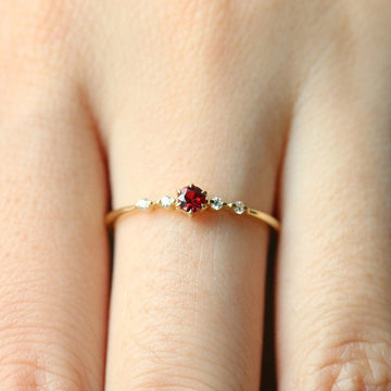 Neva Gilded Ruby Cocktail Ring [G2P8XXDT]