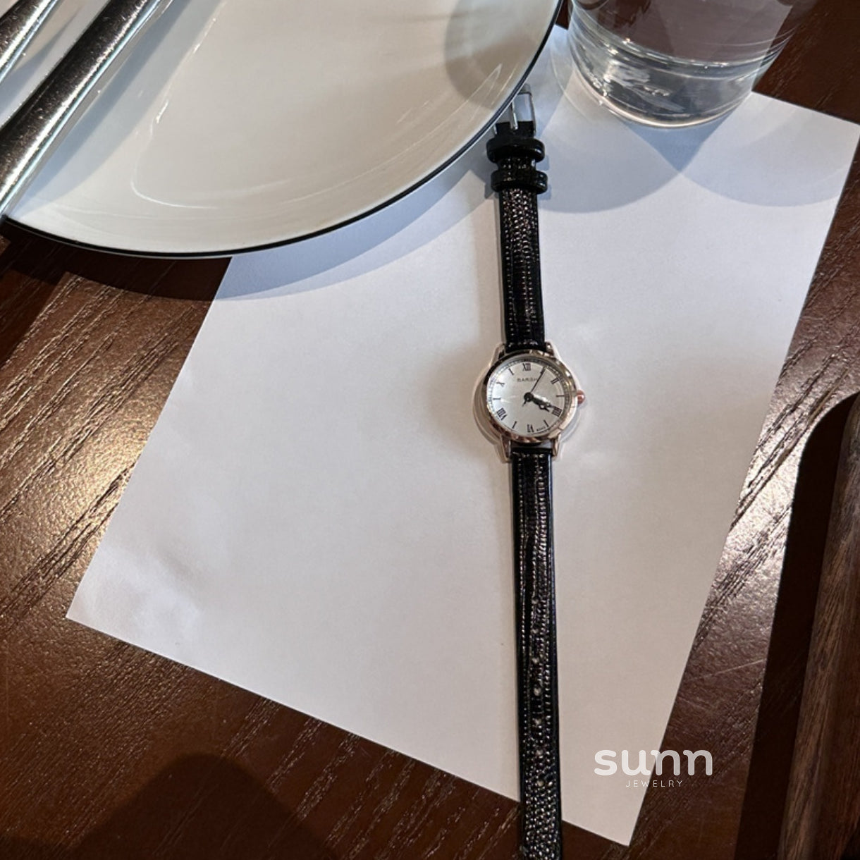 Neve Vintage Roman Watch [DHJYJV79]