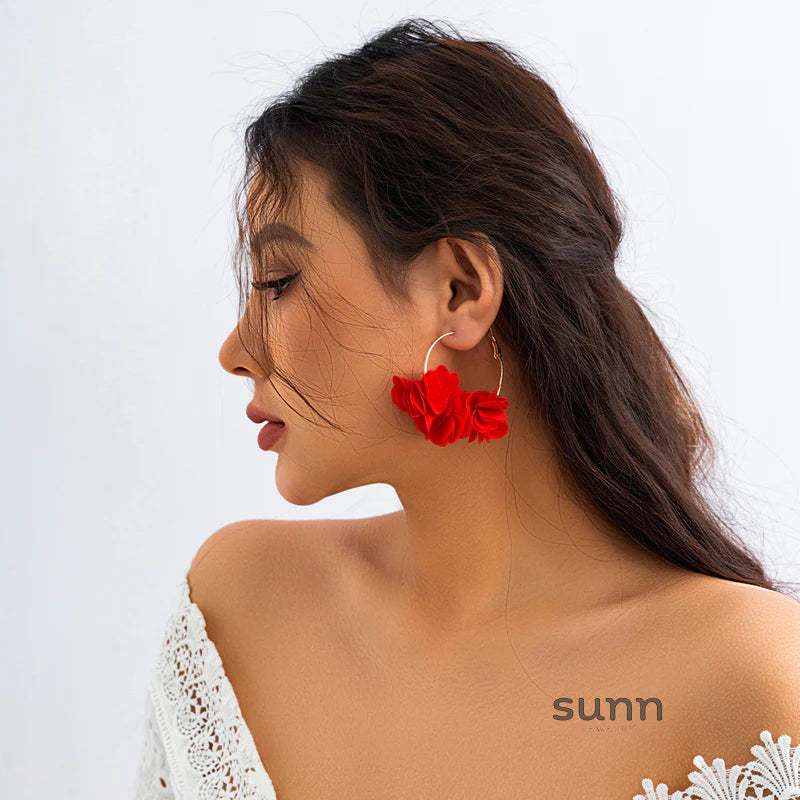Neyla Delicate Floral Earrings