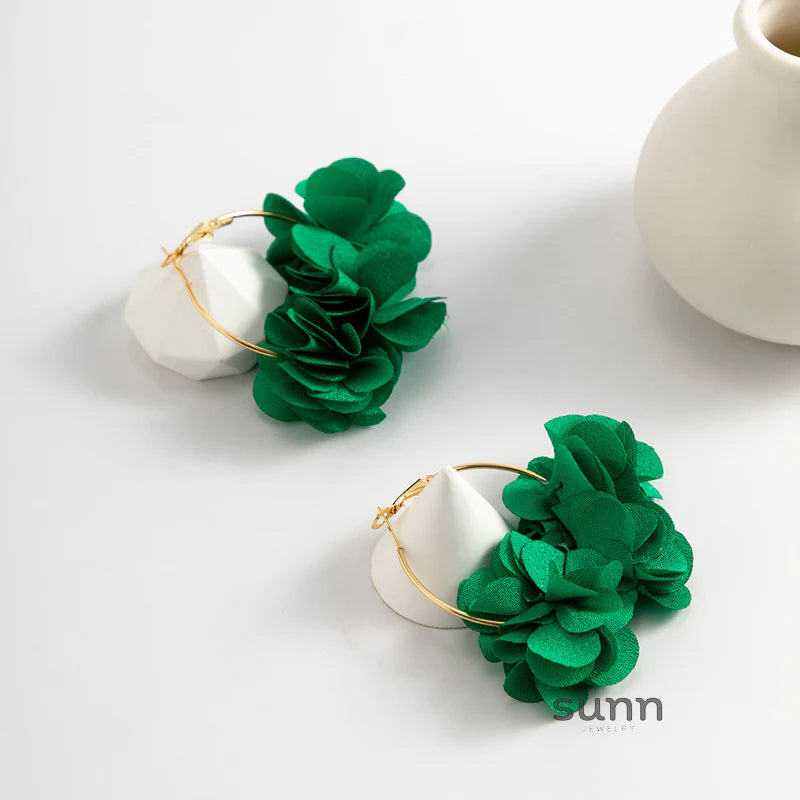 Neyla Delicate Floral Earrings
