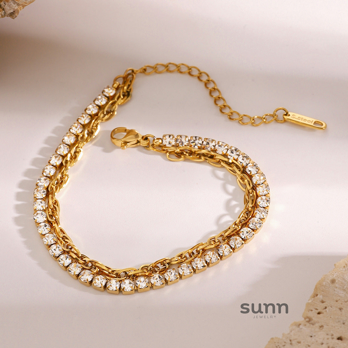 Neyla Layered Diamond Bracelet [IG5C99XR]