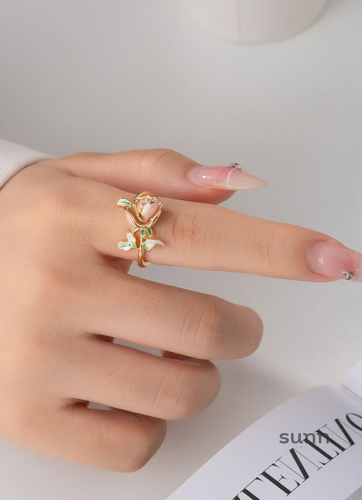 Niara Enamel Rose Adjustable Ring [ZN7OOF3E]