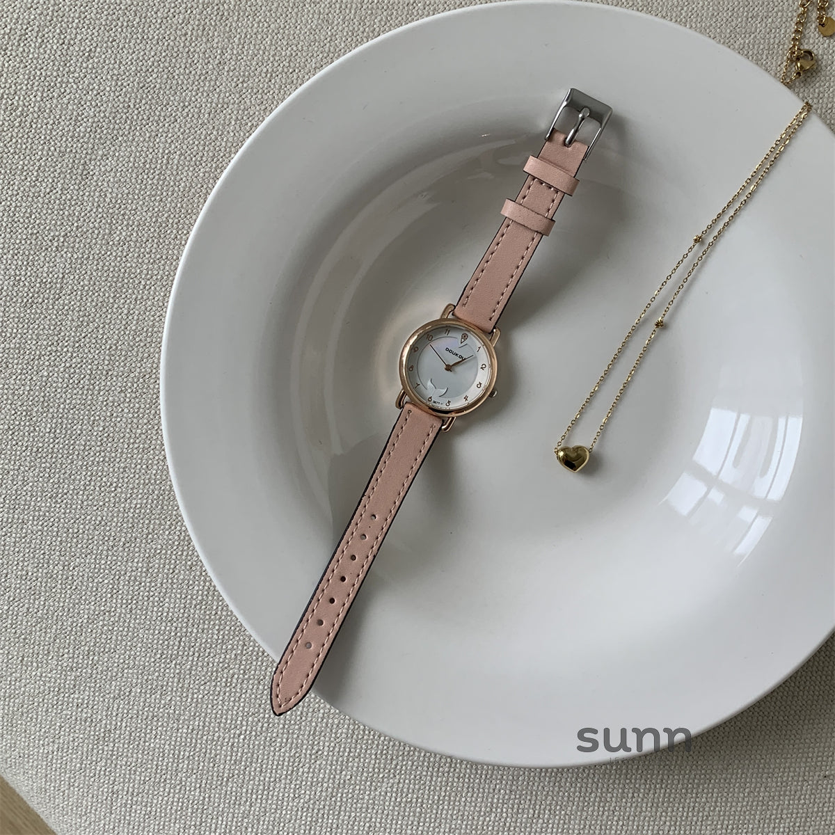 Nico Iridescent Shell Face Watch [CKYYX2DW]
